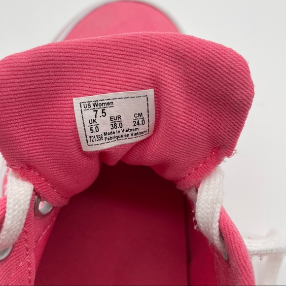 Vans Off the Wall pink sneakers in women’s size 7.5 - Picture 9 of 11